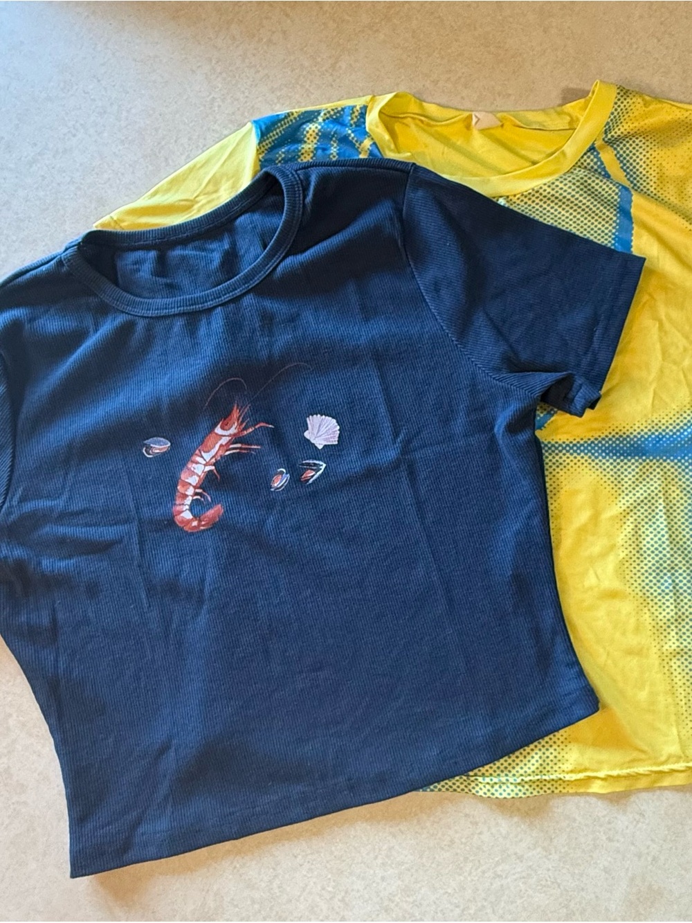 Trendy women’s navy blue and yellow T-shirts (2)
